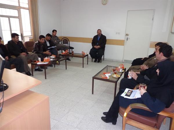 نشست رابطین بهداشتی ادارت شهرستان جوانرود