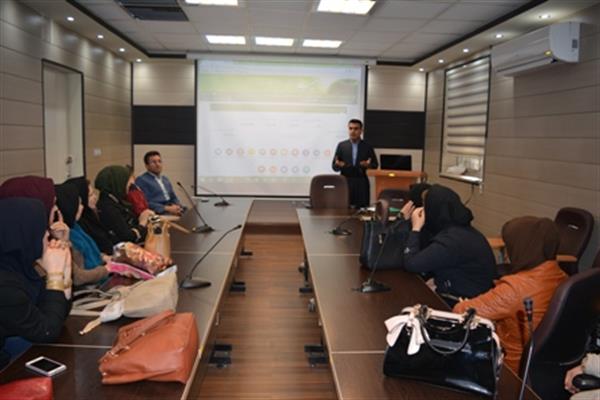 برگزاری جلسه مراقبین سلامت پایگاههای سلامت شهری مرکز بهداشت شهرستان  جوانرود
